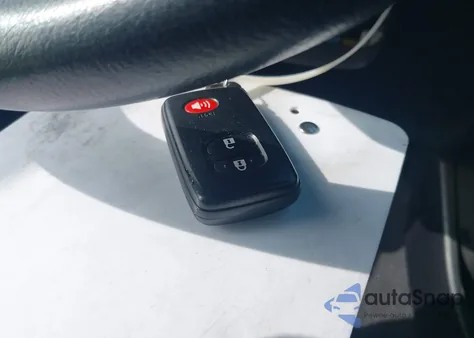 2013 Toyota Prius Three Se from USA, damaged, VIN JTDKN3DU7D1635581